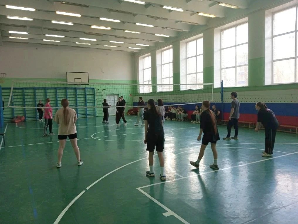 Соревнования по волейболу