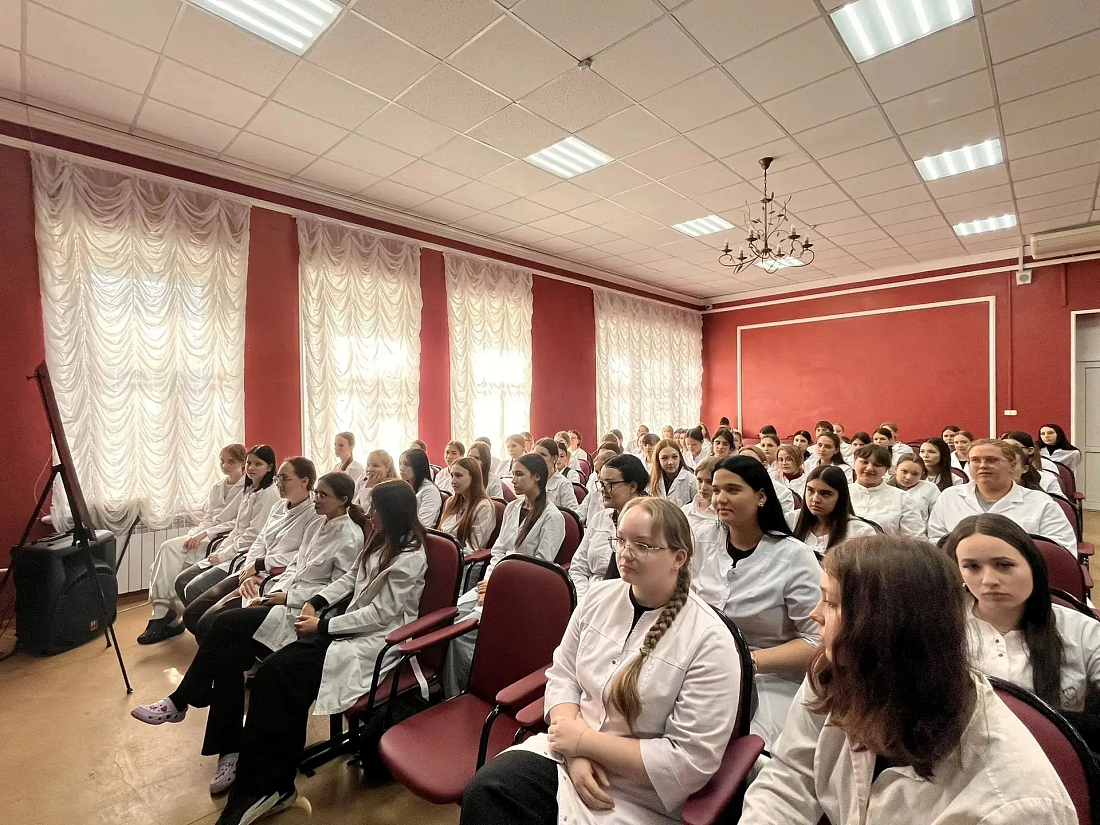 Будущие медики познакомились с наследием выдающегося офтальмолога