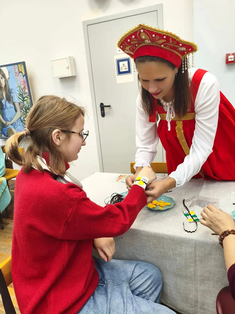 Студенты  Ульяновского фармацевтического колледжа посетили фестиваль «Хоровод языков России»