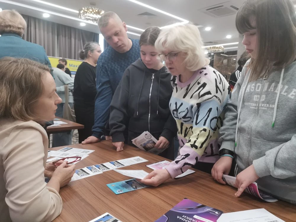 Сотрудники Ульяновского фармацевтического колледжа представили образовательные программы на всероссийской выставке «Навигатор поступления»