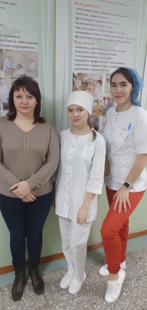 Второе место в областном конкурсе профессионального мастерства «Мастер – золотые руки» по укрупненной группе специальностей СПО 31.00.00 Клиническая медицина