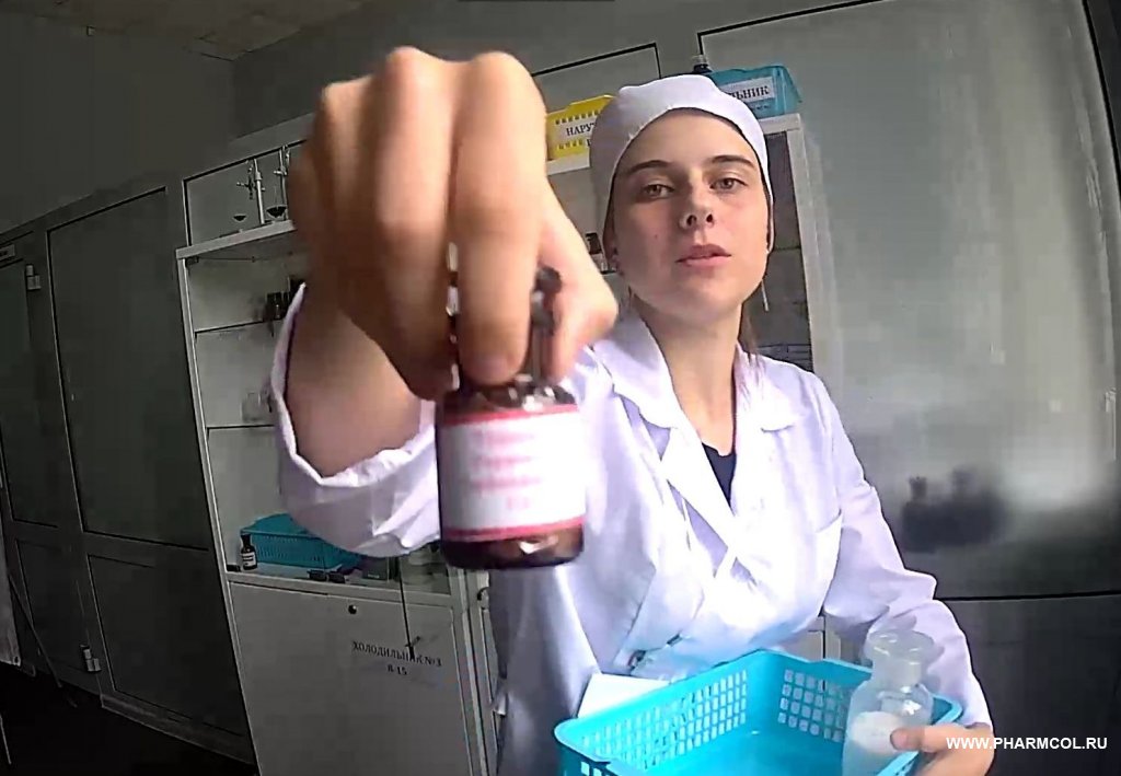 Финал VIII Национального чемпионата "Молодые профессионалы (WorldSkills Russia). Компетенция «Фармацевтика». Соревнования продолжаются