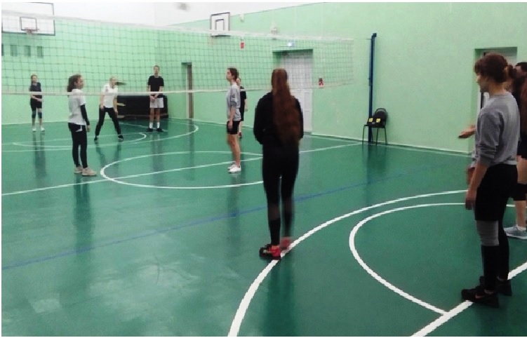 3  декабря 2021 года в общественной Академии ЗОЖ культурно - оздоровительного центра общежития в рамках месячника ЗОЖ "Стоп ВИЧ" прошли товарищеские соревнования по волейболу и бадминтону.