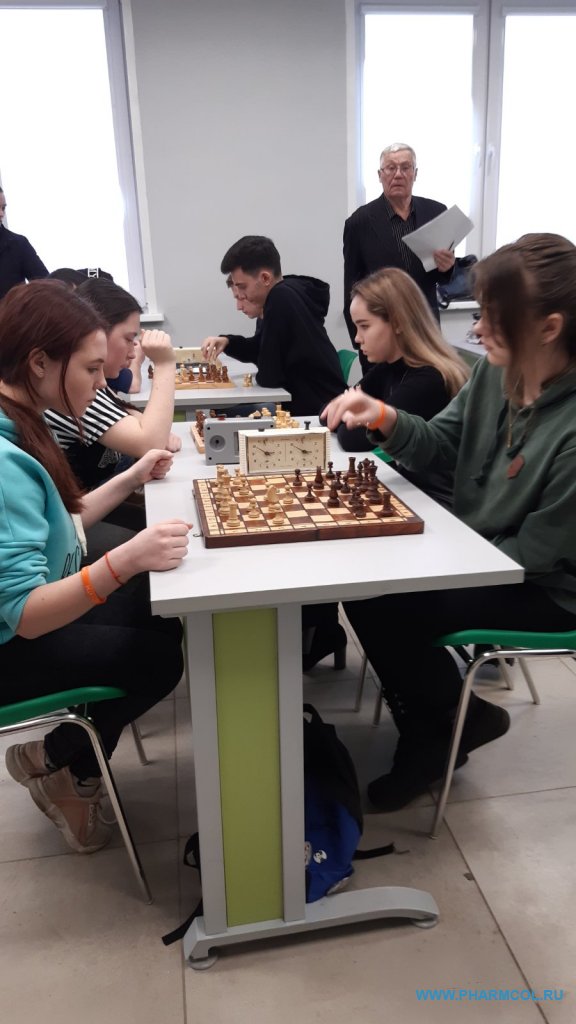 Спартакиада. 2 место в соревнованиях по шахматам (девушки)