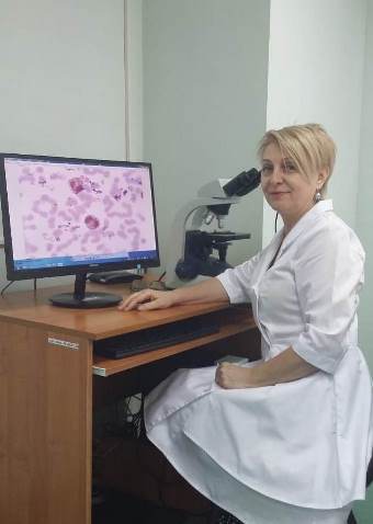 Присвоено звание Заслуженного работника здравоохранения Российской Федерации