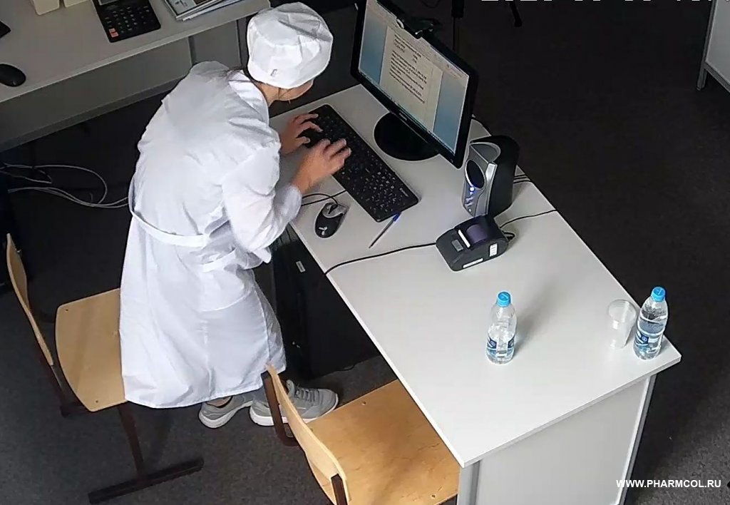 Финал VIII Национального чемпионата "Молодые профессионалы (WorldSkills Russia). Компетенция «Фармацевтика». Соревнования продолжаются