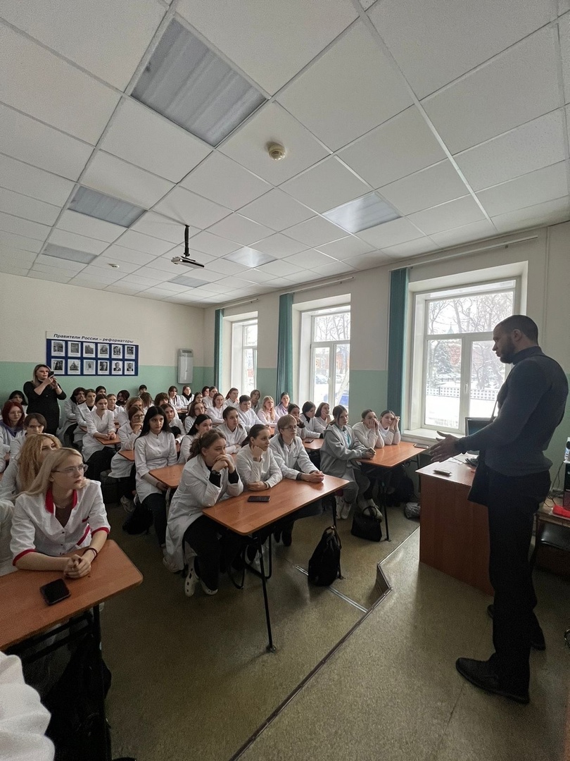 Неделя  мужества «От Неизвестного до Героя». Урок мужества