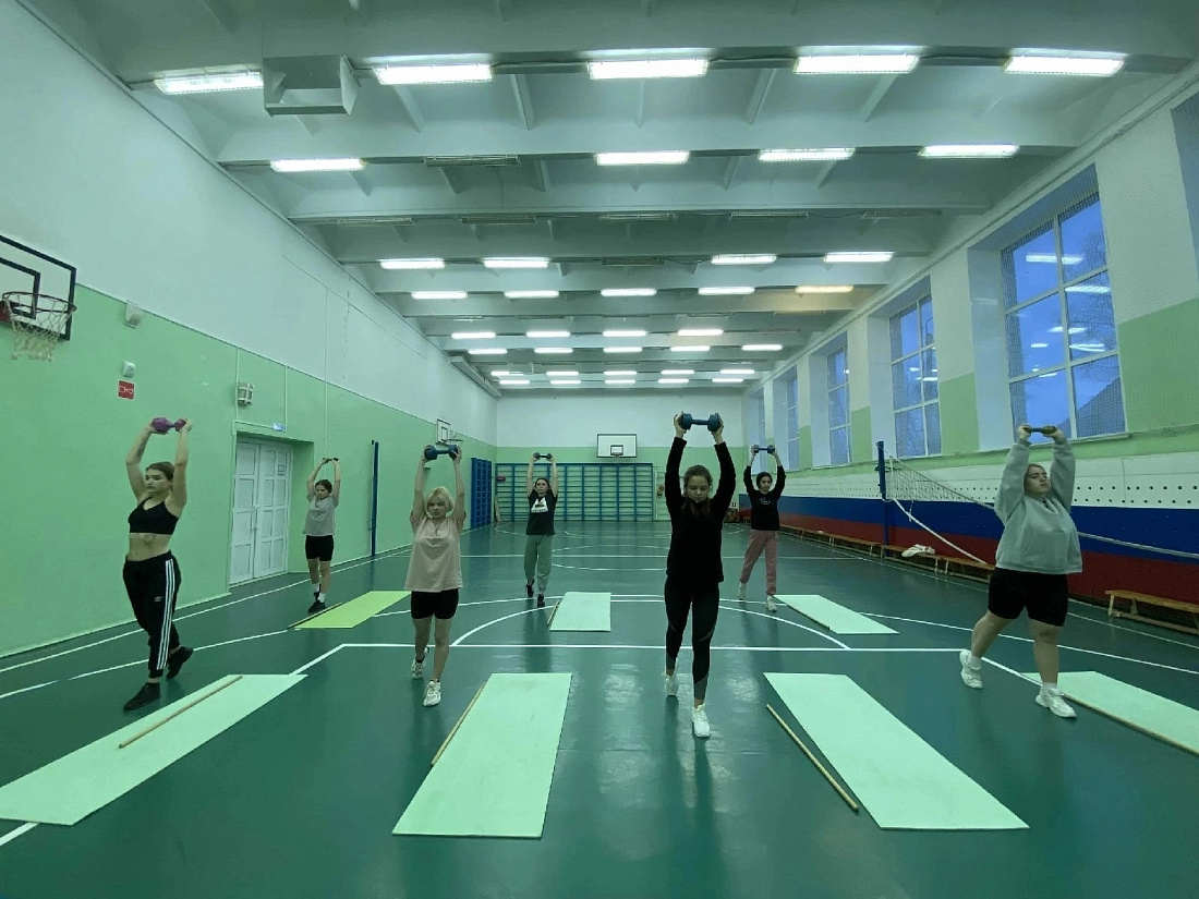 Физкультминутка  «Держи себя в форме»