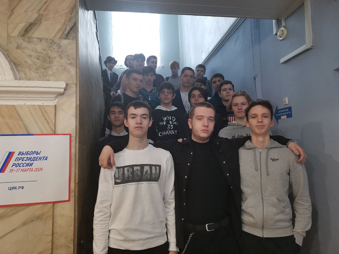 Профориентационная экскурсия в КДЛ ГУЗ УОКБ и колледж