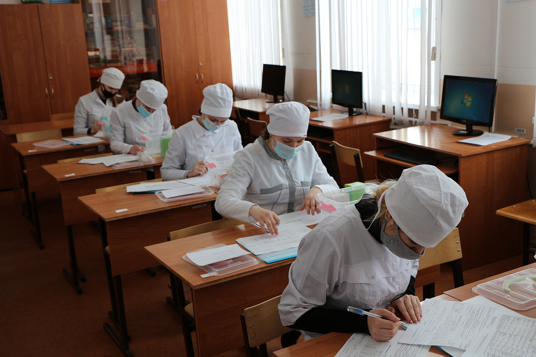 Итоги областного конкурса «Мастер – золотые руки» по специальности среднего профессионального образования 33.02.01. Фармация - регионального этапа Всероссийской олимпиады профессионального мастерства