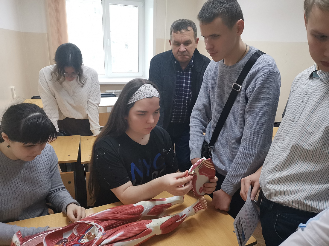 Экскурсия для обучающихся с ограниченными возможностями здоровья Чебоксарской общеобразовательной школы-интерната