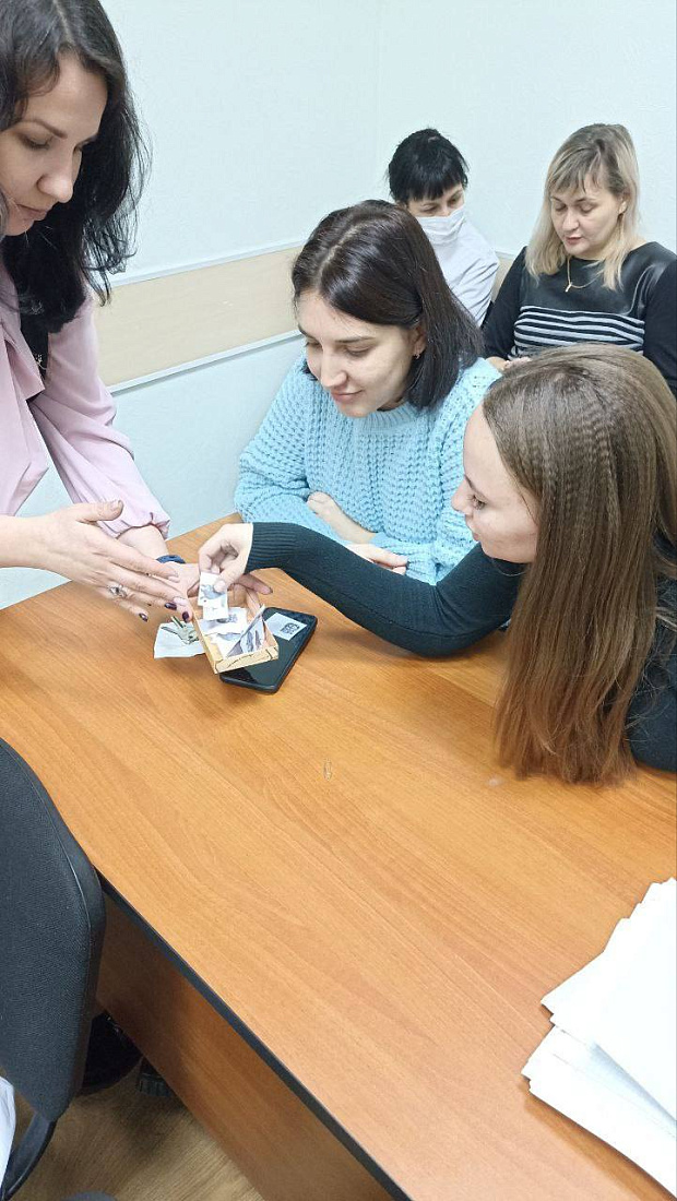 Всероссийская неделя психологии. Психологический  тренинг с классными руководителями на тему: «Психологические особенности стилей воспитательной деятельности в работе классного руководителя»