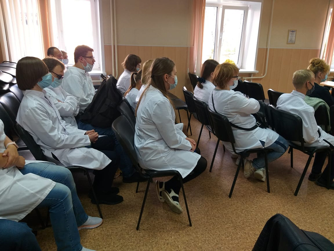 Встреча администрации колледжа со студентами нового набора специальности «Медицинский массаж»