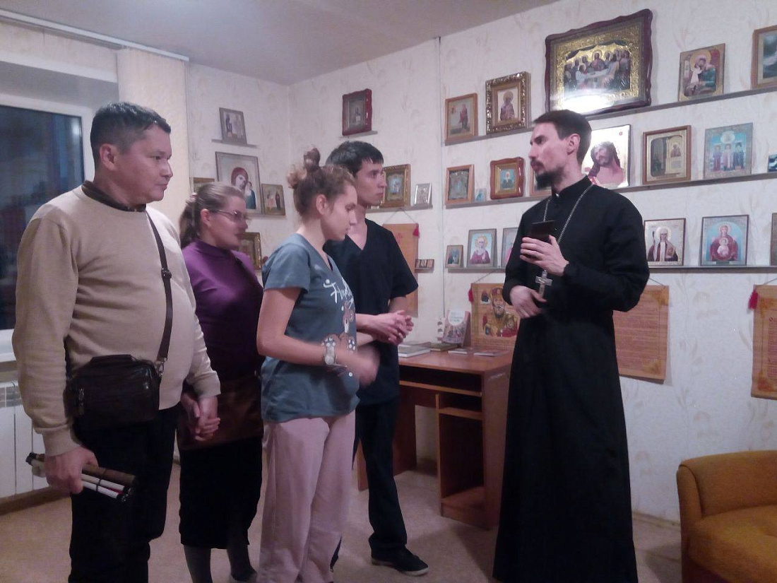 Встреча  студентов со священником  