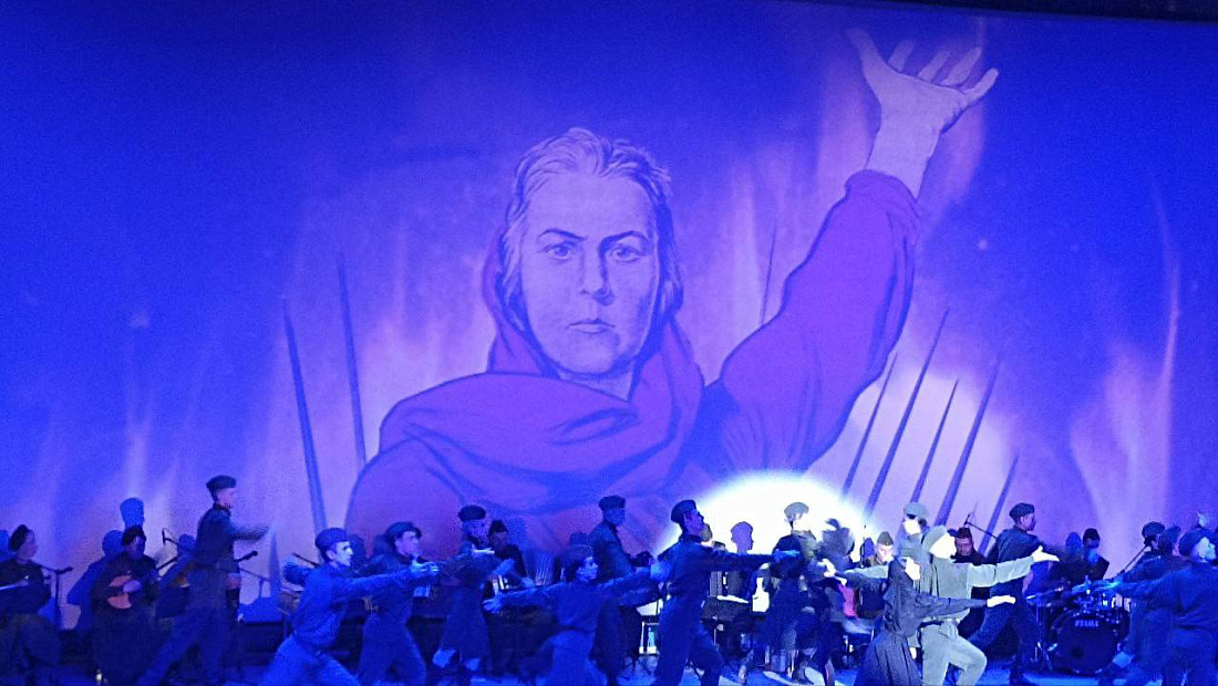 Студенты посетили спектакль «Василий Теркин»