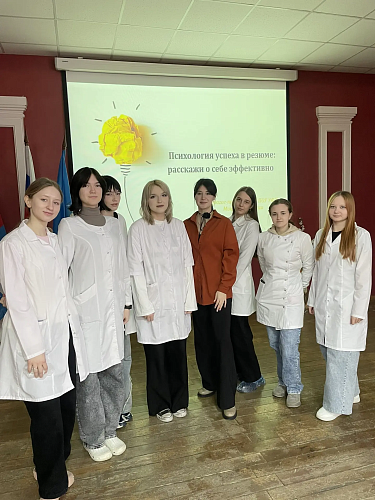 Центр карьеры: выпускники-фармацевты осваивают искусство самопрезентации в рамках Декады специальности! 