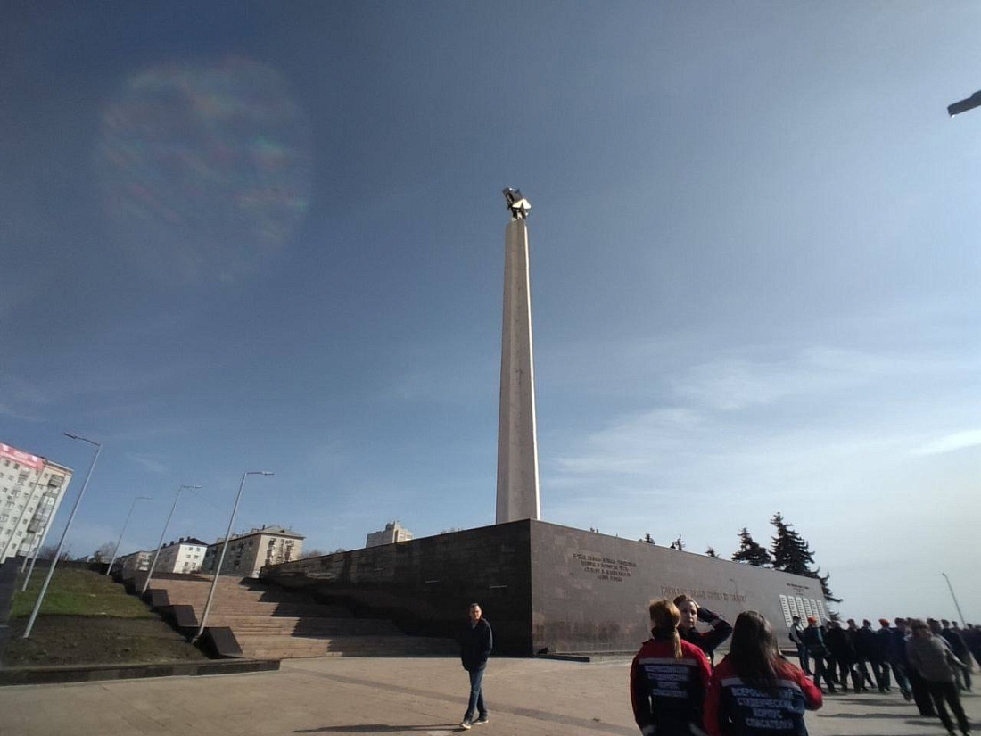 День единых действий. Студенты колледжа приняли участие в церемонии возложения цветов