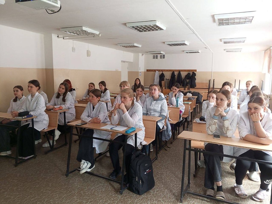 День  детских общественных объединений.  Круглый  стол «Ты в команде!» 