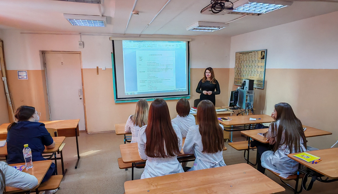 Служба содействия трудоустройству выпускников колледжа. Профориентационное  мероприятие  - мастер-класс «Как писать резюме» для студентов выпускных курсов по специальности «Сестринское дело»