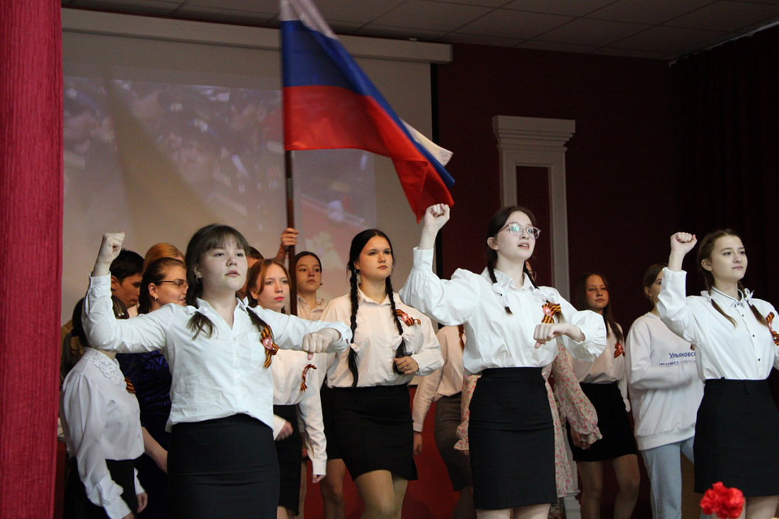 Праздничный концерт «Герою посвящается!»