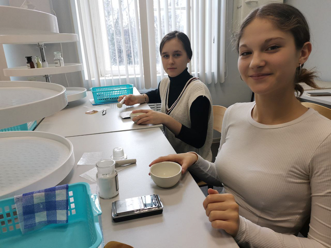 Федеральный проект «Билет в будущее». Профессиональная  проба «Фармацевт» 