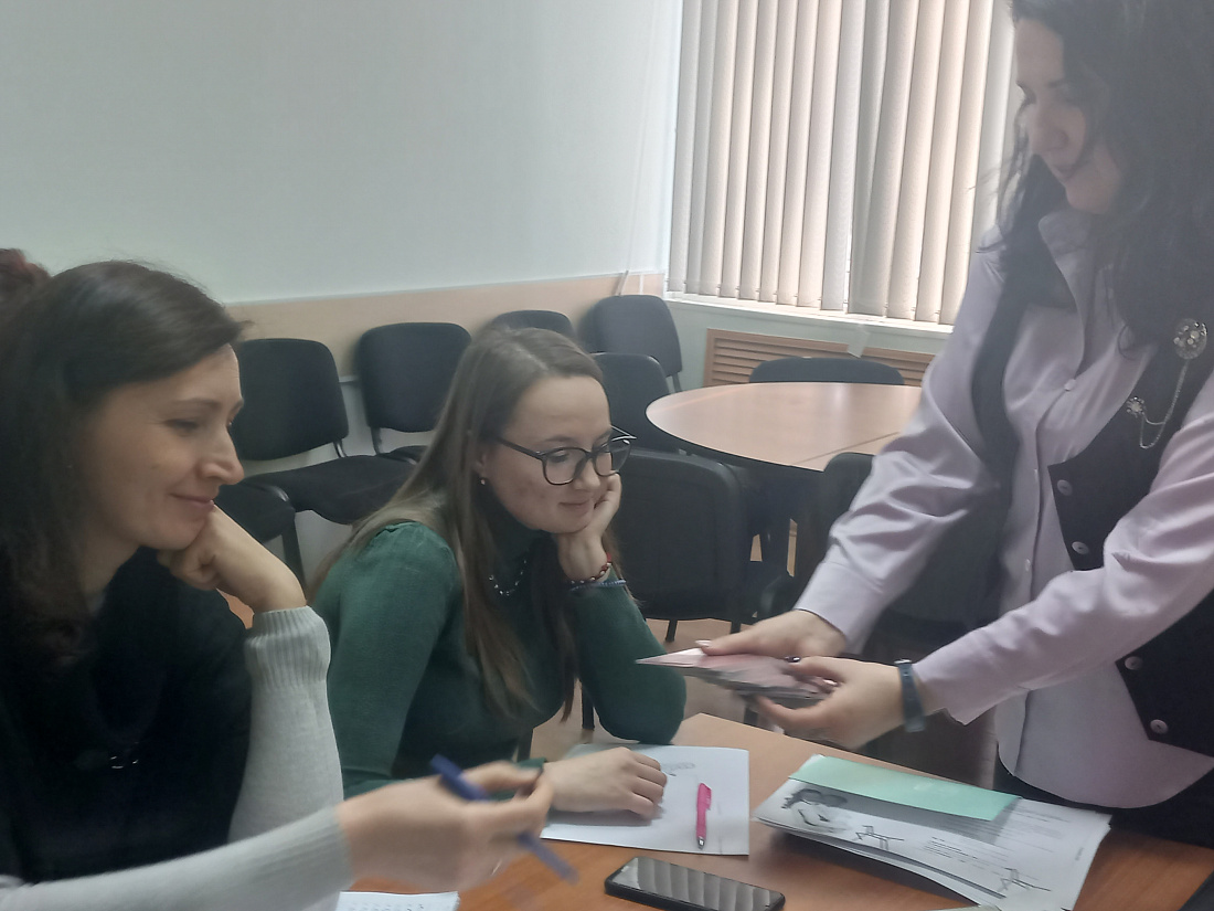 Занятие в творческой группе преподавателей