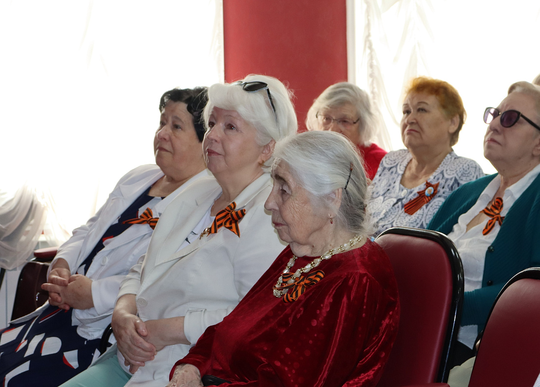 В колледже прошёл концерт в честь 81-й годовщины Великой Победы
