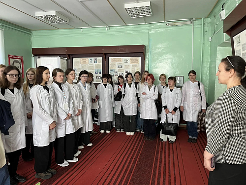 Группа 1/2л рамках дисциплины «Введение в специальность» посетила музей колледжа