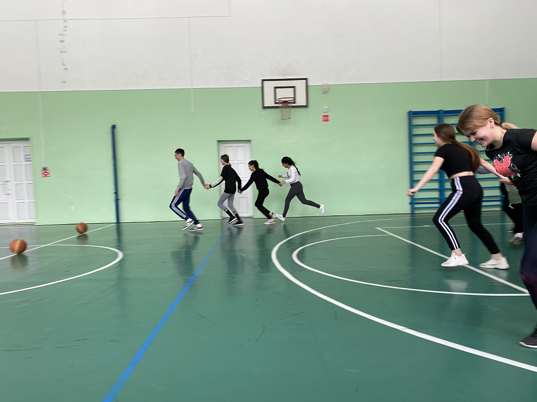 Спортивные соревнования «Спортивные станции» в рамках Декады специальности Фармации