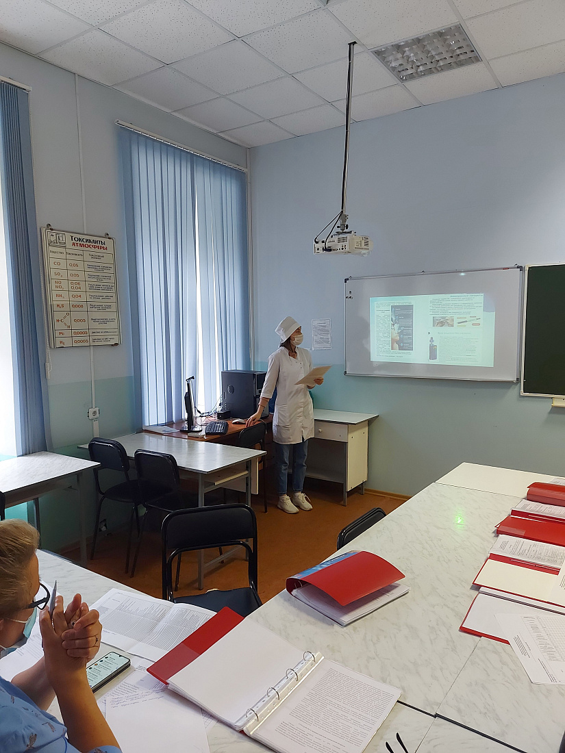 Началась  защита  дипломных проектов