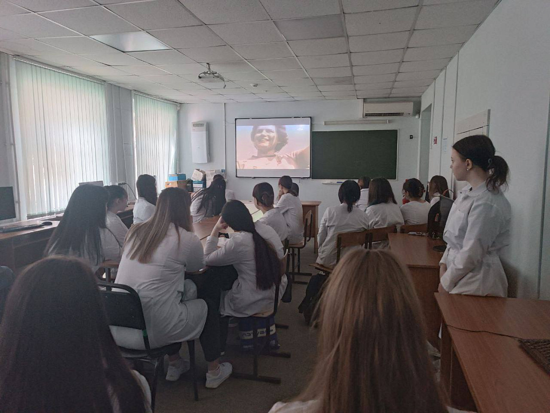 Проект «Знание.Кино» . Тематические  кинопоказы, посвященные Дню космонавтики