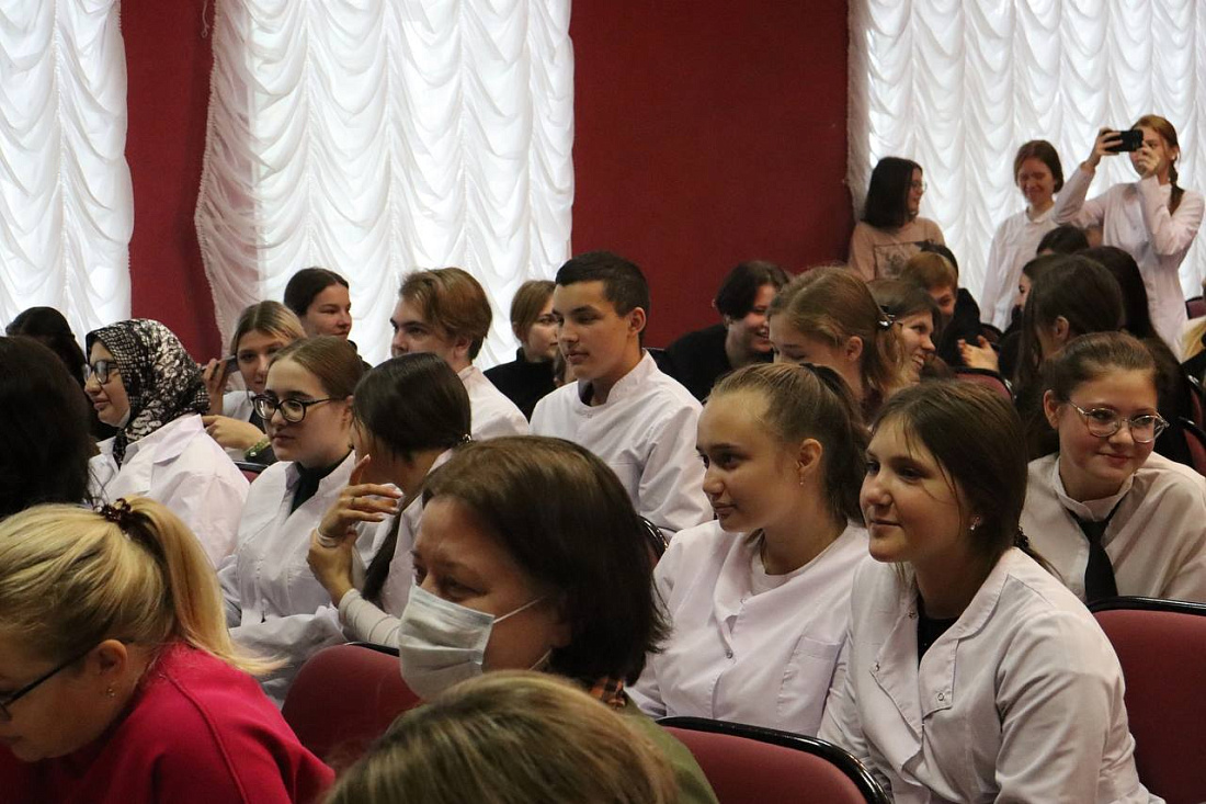 Смотр  художественной самодеятельности для групп нового набора «Минута славы»