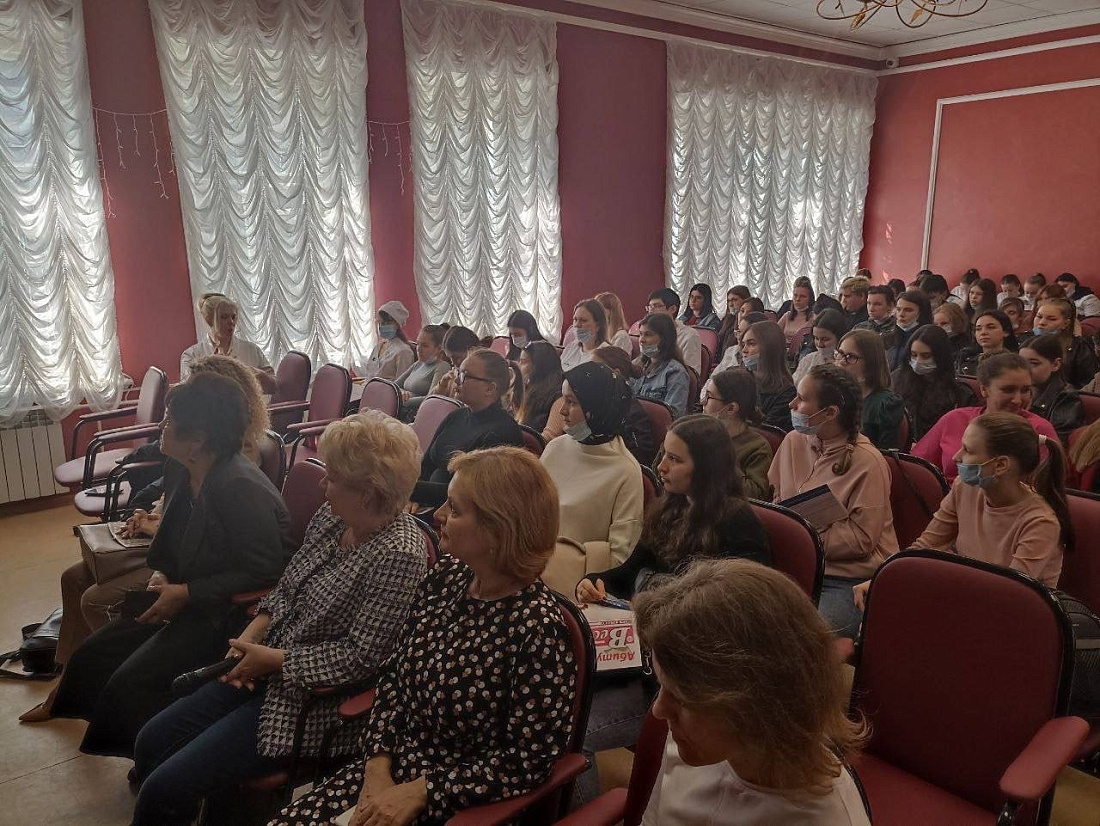 Встреча студентов выпускных групп с представителями УлГУ и УлГТУ