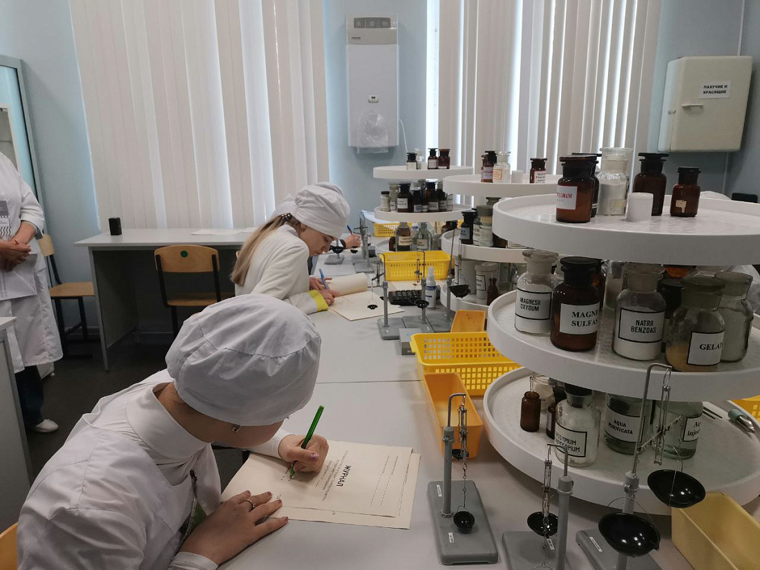 Региональный этап Чемпионата Всероссийского движения профессионального мастерства «Профессионалы» по компетенции «Фармацевтика».