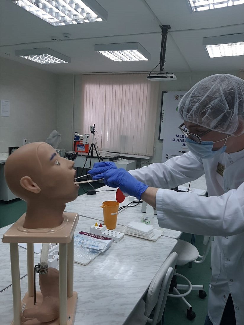 Декада инвалидов. Фотовыставка «Я горжусь своей профессией»