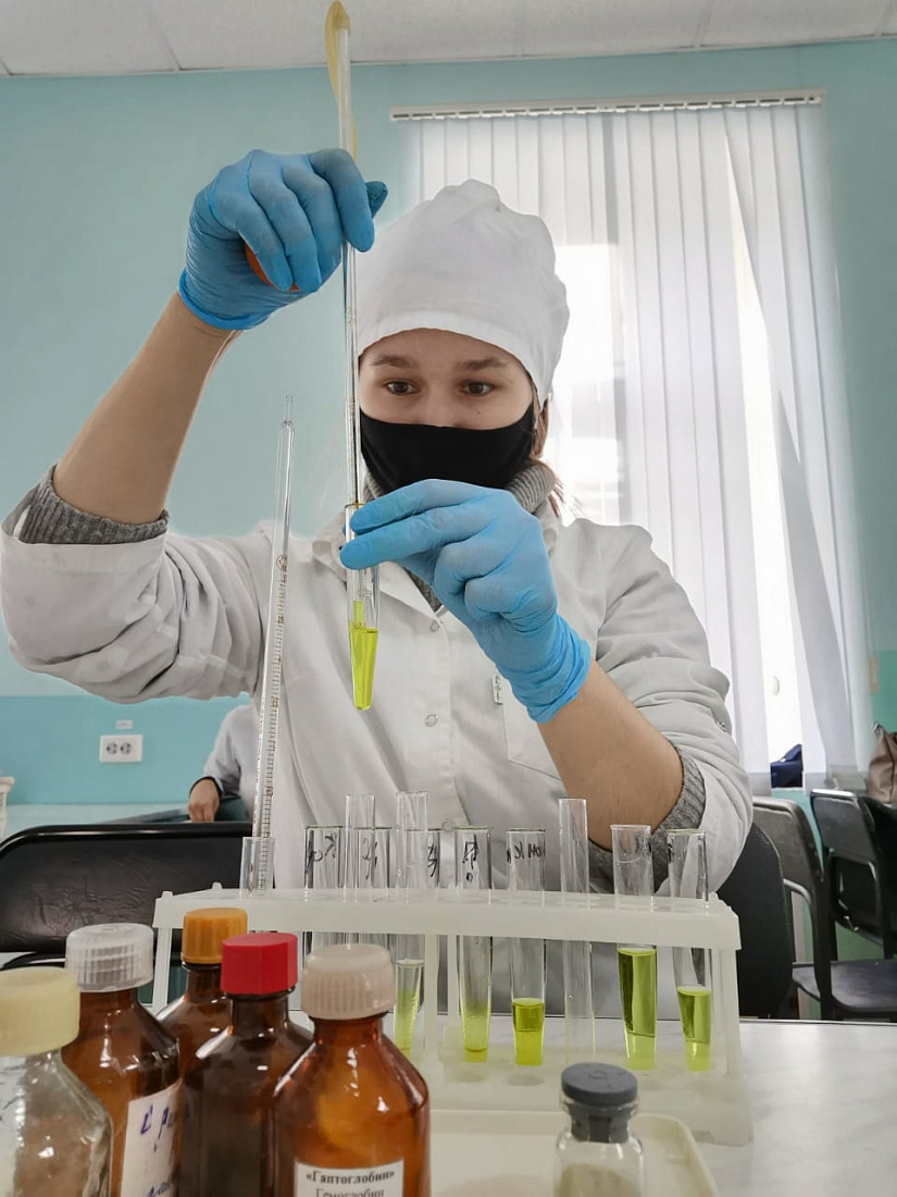 Декада инвалидов. Фотовыставка «Я горжусь своей профессией»