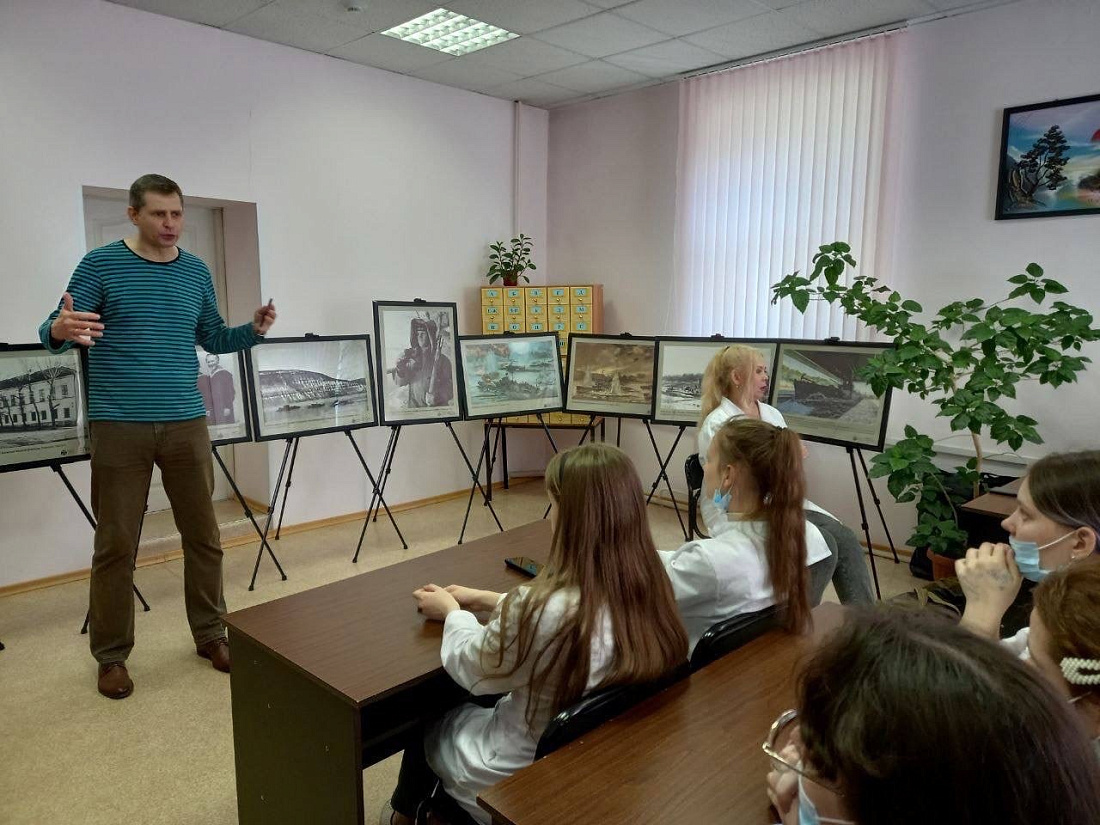 Выставка  «Волжская военная флотилия. Ульяновск-Сталинград. Рука помощи»