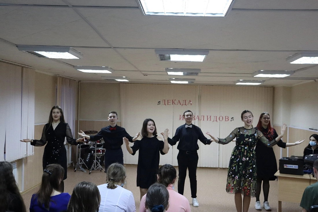 Декада инвалидов. Литературно  - музыкальный вечер «Музыкальная шкатулка»