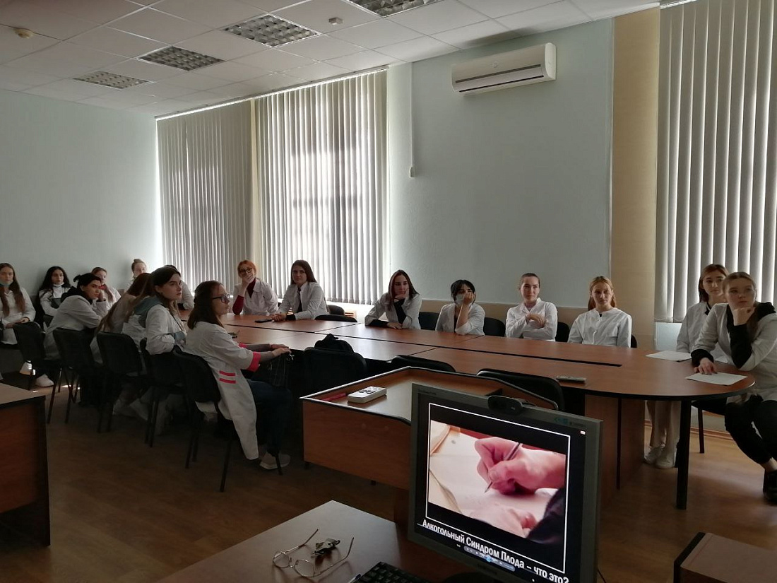 Общественная  Академия ЗОЖ.  Открытое  занятие в Школе жизни без вредных привычек