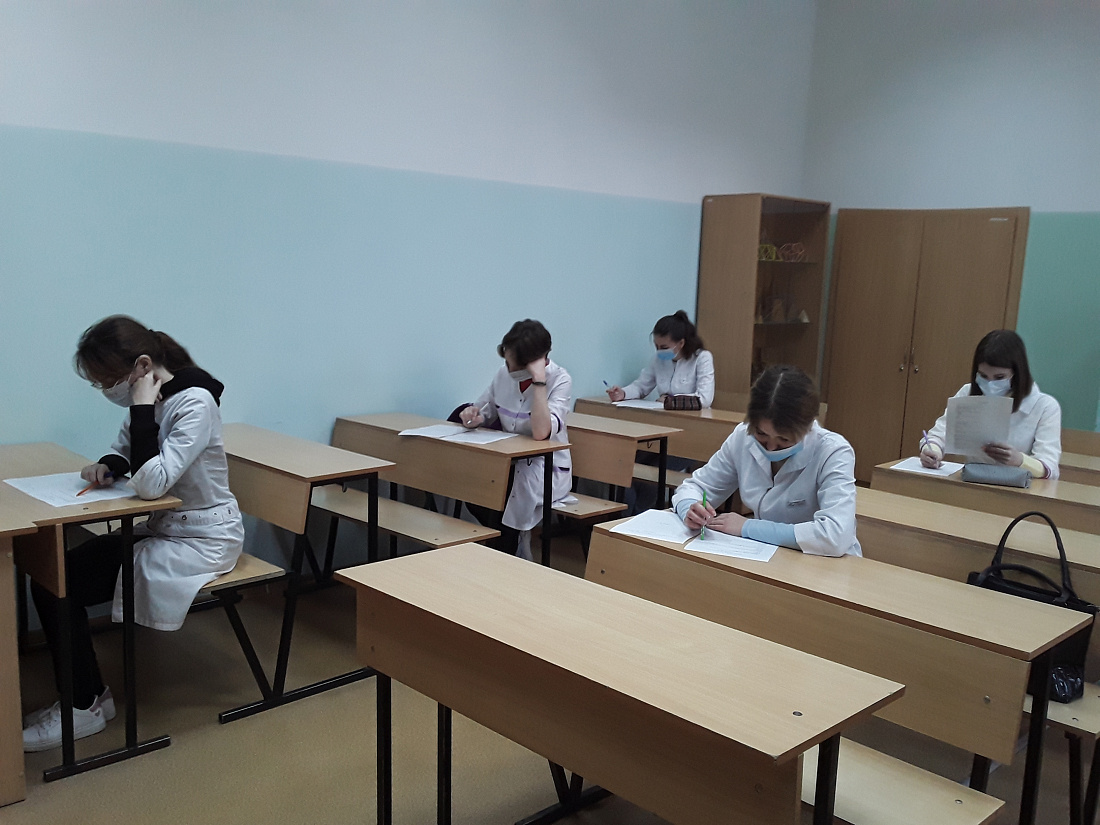 Внутриколледжная олимпиада по иностранному языку