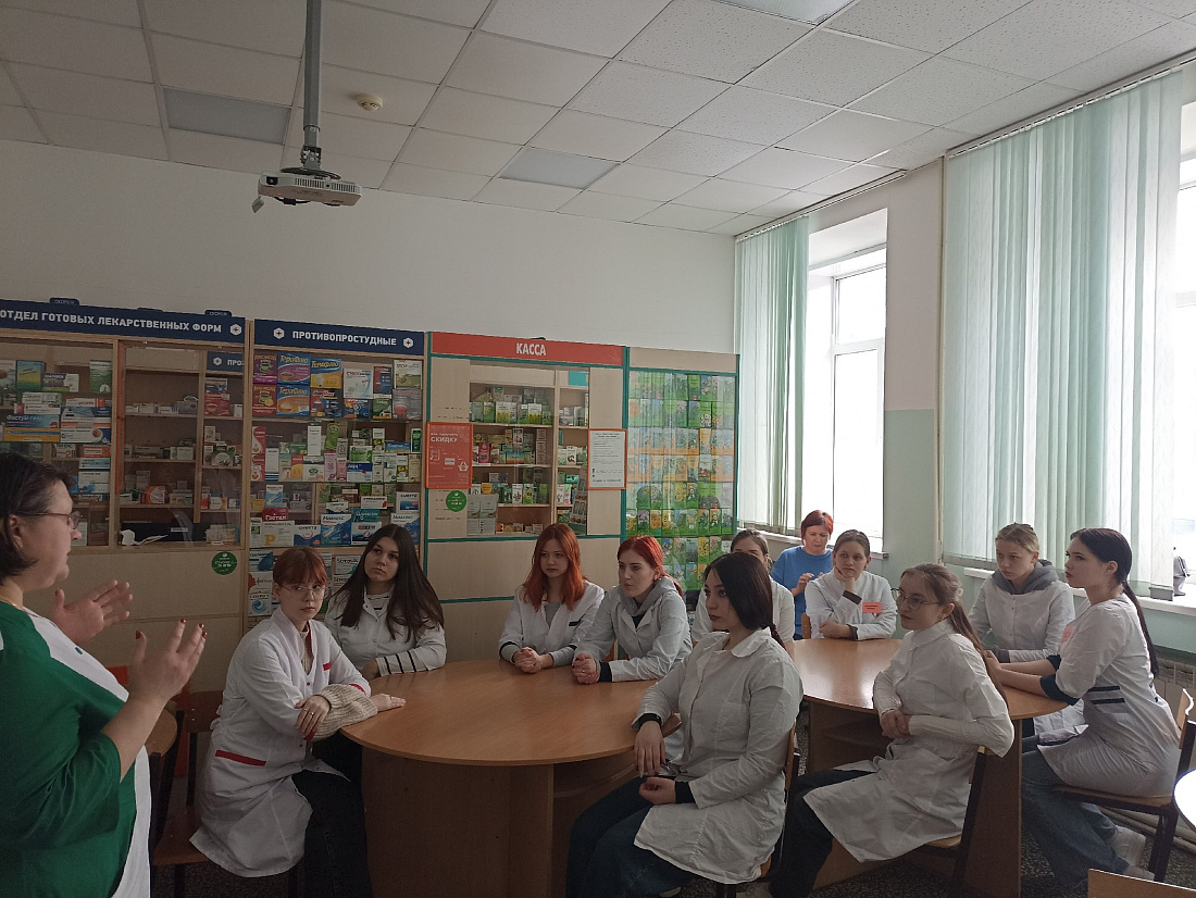 Декада  специальности «Фармация». Объявлен конкурс стендовой газеты по фармакогнозии «Интересные факты о лекарственных растениях»