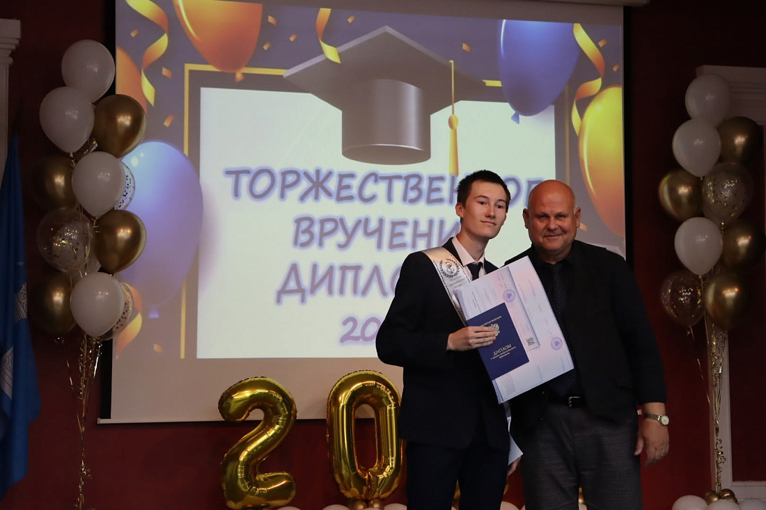 Торжественная церемония вручения дипломов прошла в Ульяновском фармацевтическом колледже