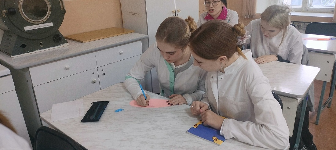 Декада  специальности «Фармация». Занятие - конференция «Химия и экология» среди студентов 2 курса специальности 33.02.01 Фармация