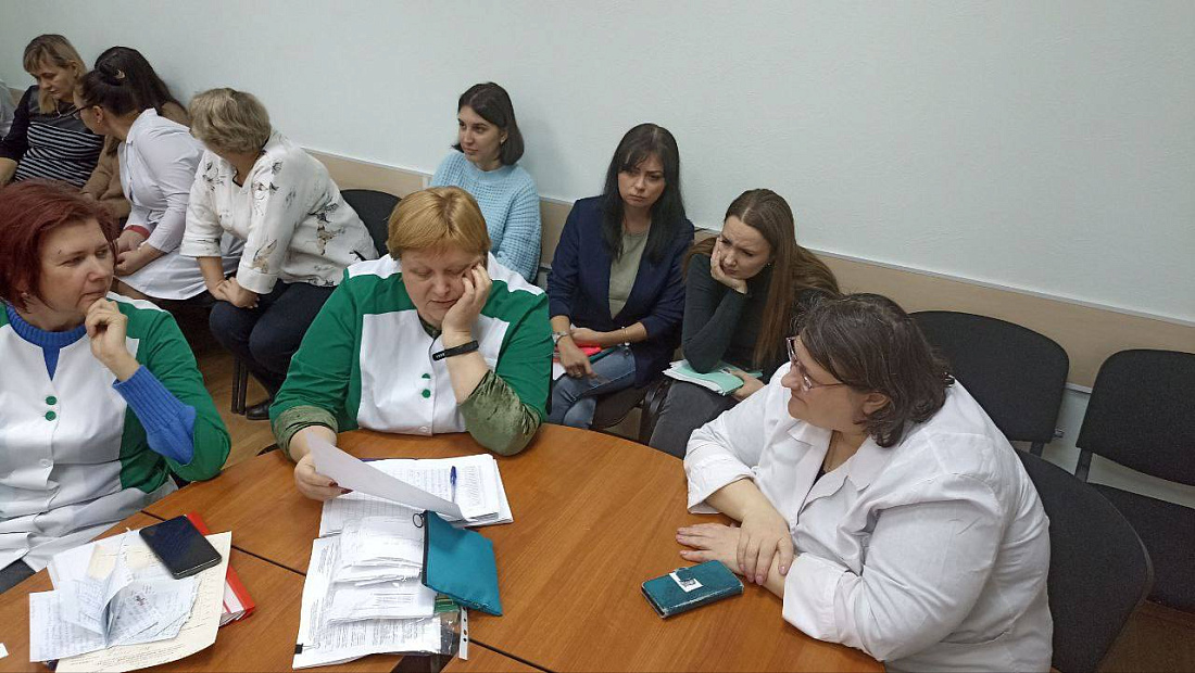 Всероссийская неделя психологии. Психологический  тренинг с классными руководителями на тему: «Психологические особенности стилей воспитательной деятельности в работе классного руководителя»