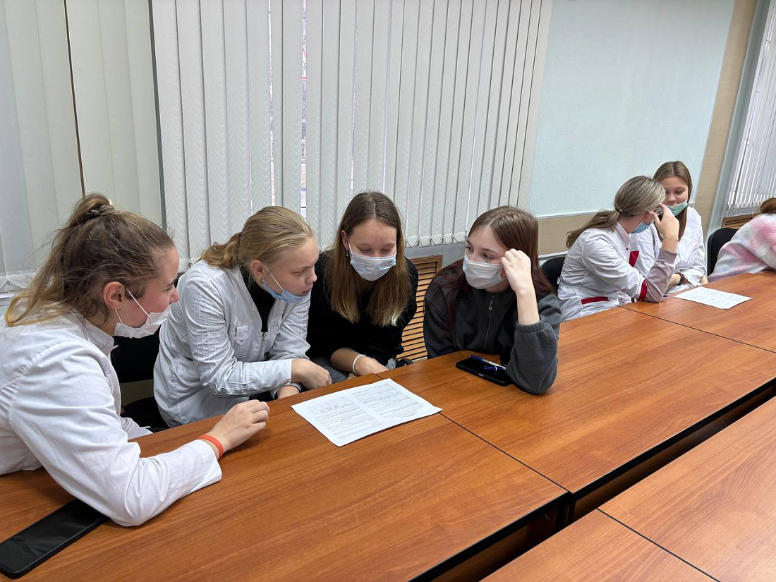 Служба  содействия трудоустройству выпускников колледжа.  Форсайт-сессия