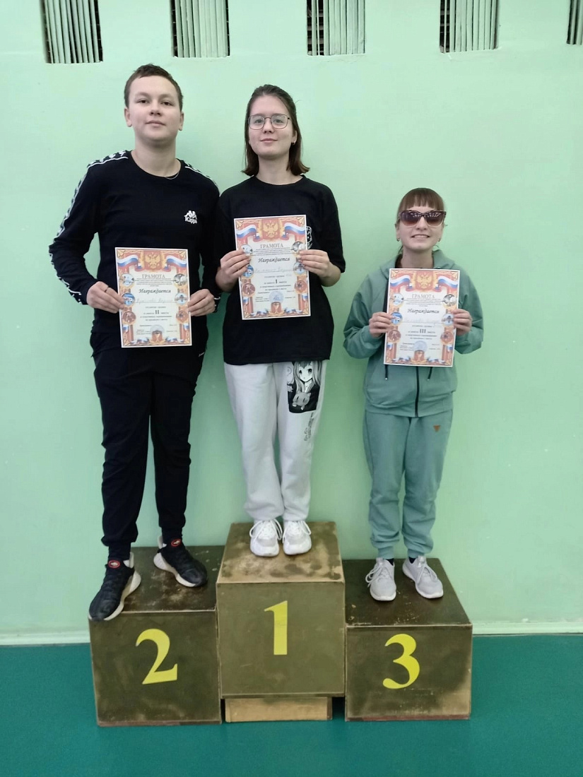 Декада инвалидов. Спортивное  соревнование по прыжкам в длину