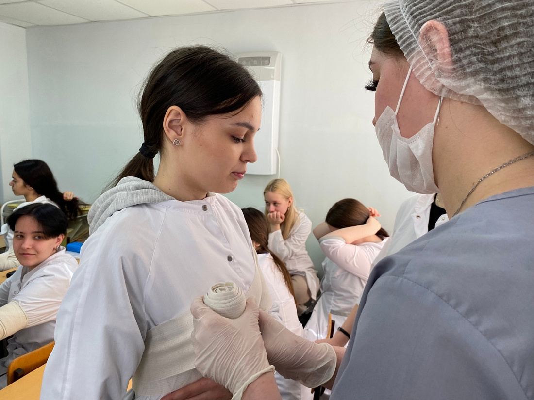 Декада специальностей «Сестринское дело» и «Лечебное дело».  Организационно-деятельная игра «Мастерская старшекурсника»