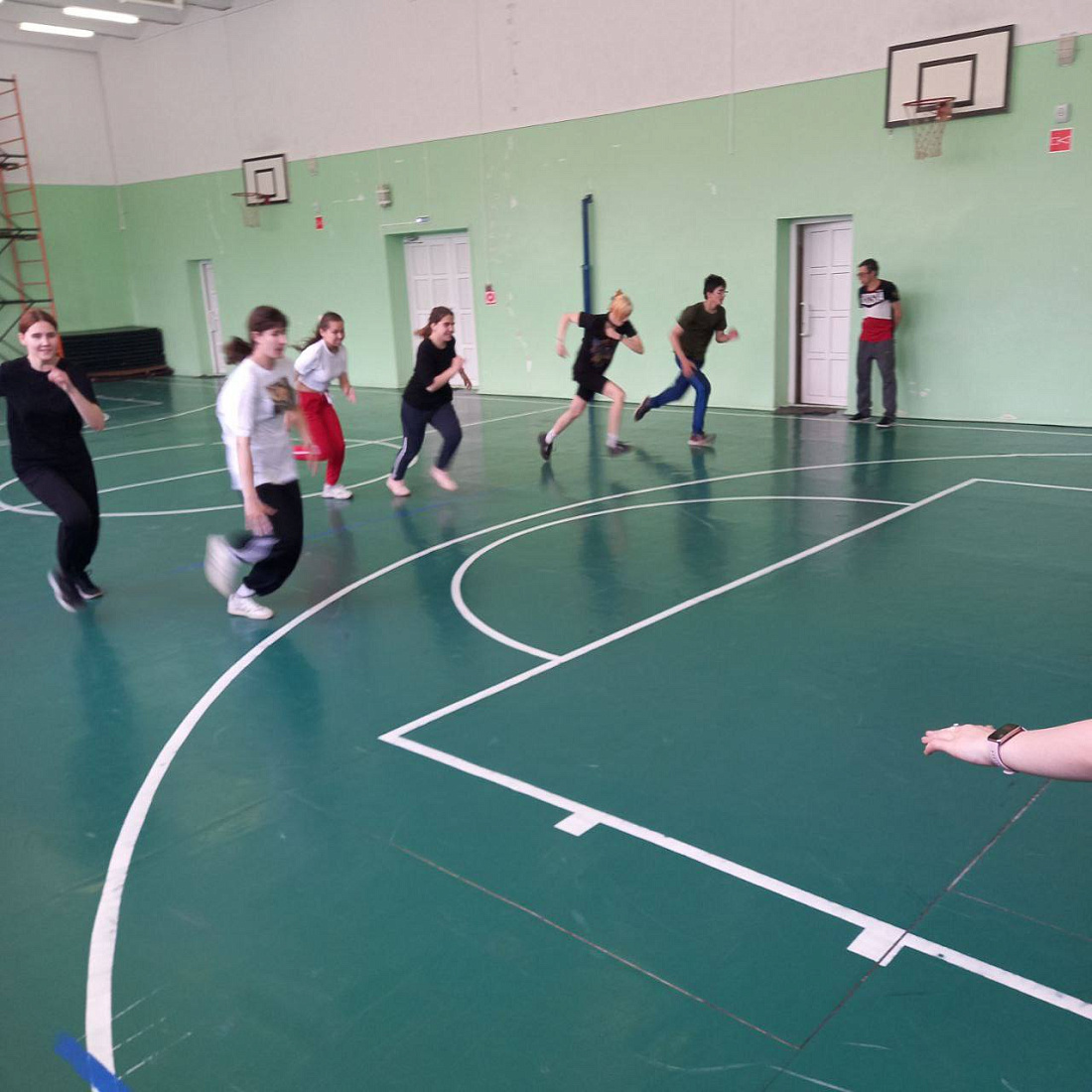 Спортивные соревнования «Веселые старты»