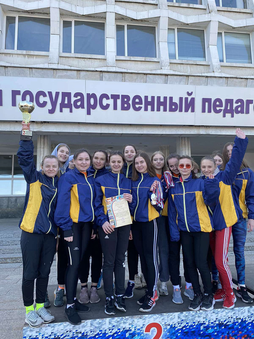 Легкоатлетическая эстафета Ленинского района