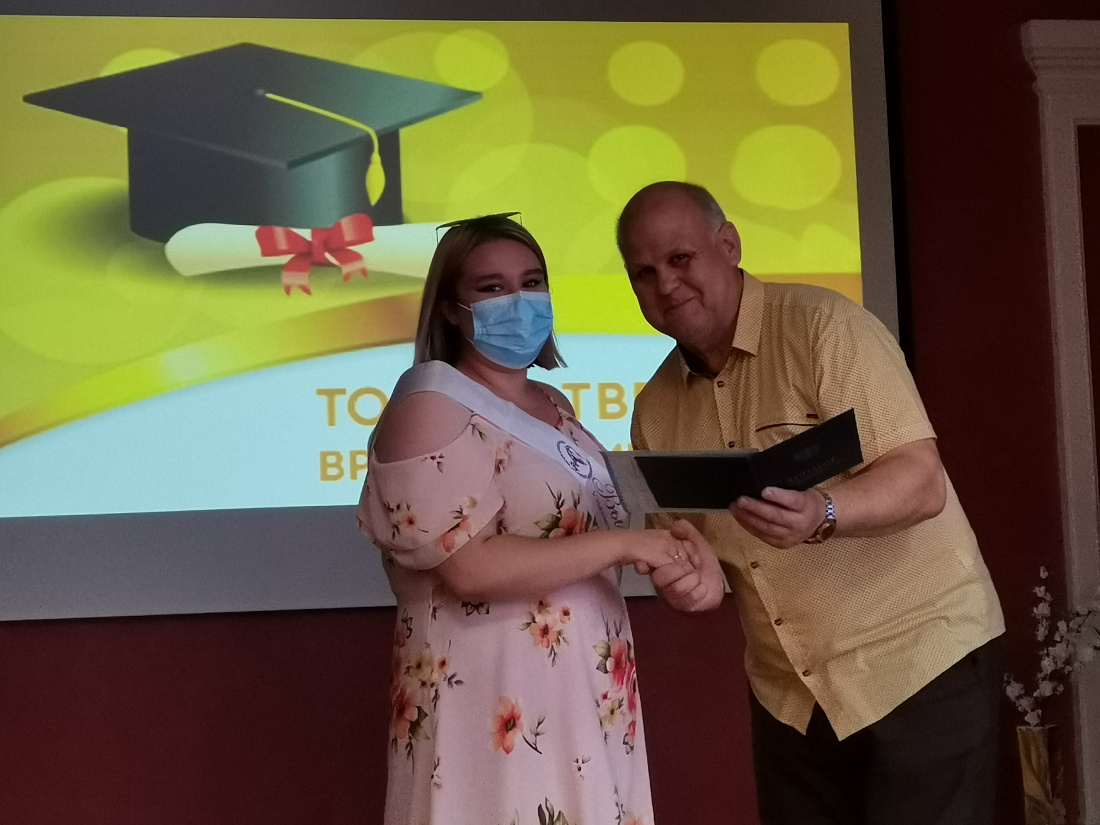  Вручение дипломов выпускникам колледжа 2021